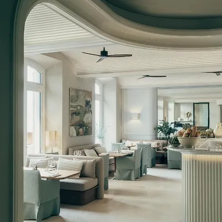 & Belle Hotel Cannes